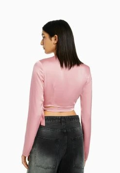 BERSHKA Long Sleeve Finish Crossover - Blouse - Pink -dress shop 4433e7857f4445bfa856428c482adb1f