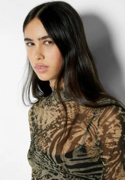 BERSHKA Long Sleeve - Maxi-Jurk - Mottled Dark Brown -dress shop 4a3048745e6c4386a7aa06e61b81e7a1