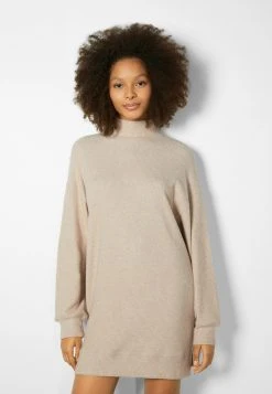 BERSHKA Long Sleeve - Gebreide Jurk - Sand