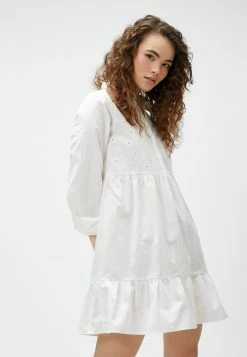 Koton Long Sleeve Neck - Blousejurk - White -dress shop 597b0d1e251049aeb0ca02533433316d