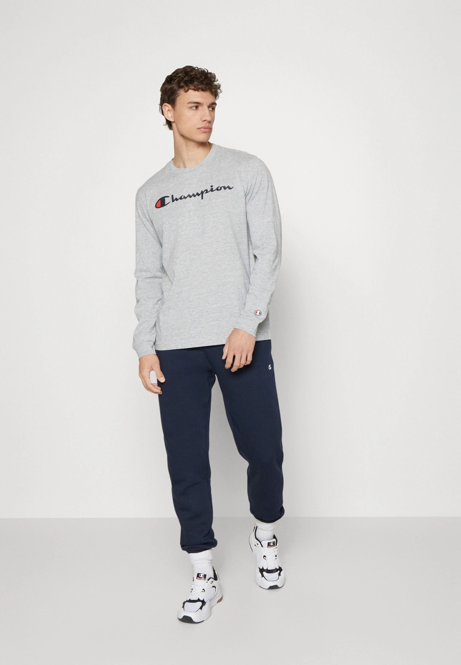 Champion Classic Crewneck Long Sleeve Large Logo - Longsleeve - Grey Melange 2 Champion Classic Crewneck Long Sleeve Large Logo - Longsleeve - Grey Melange - Afbeelding 2