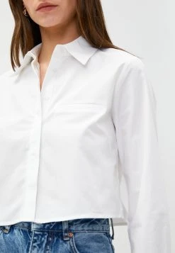 Koton Crop Long Sleeve Pocket Detail. - Overhemdblouse - White -dress shop 6ba5933a001d454494e3e4cc3e88070a