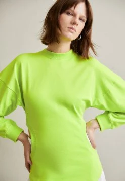 A.W.A.K.E. Mode Long Sleeve Top With Cut-Out Detail - Longsleeve - Acidlime
