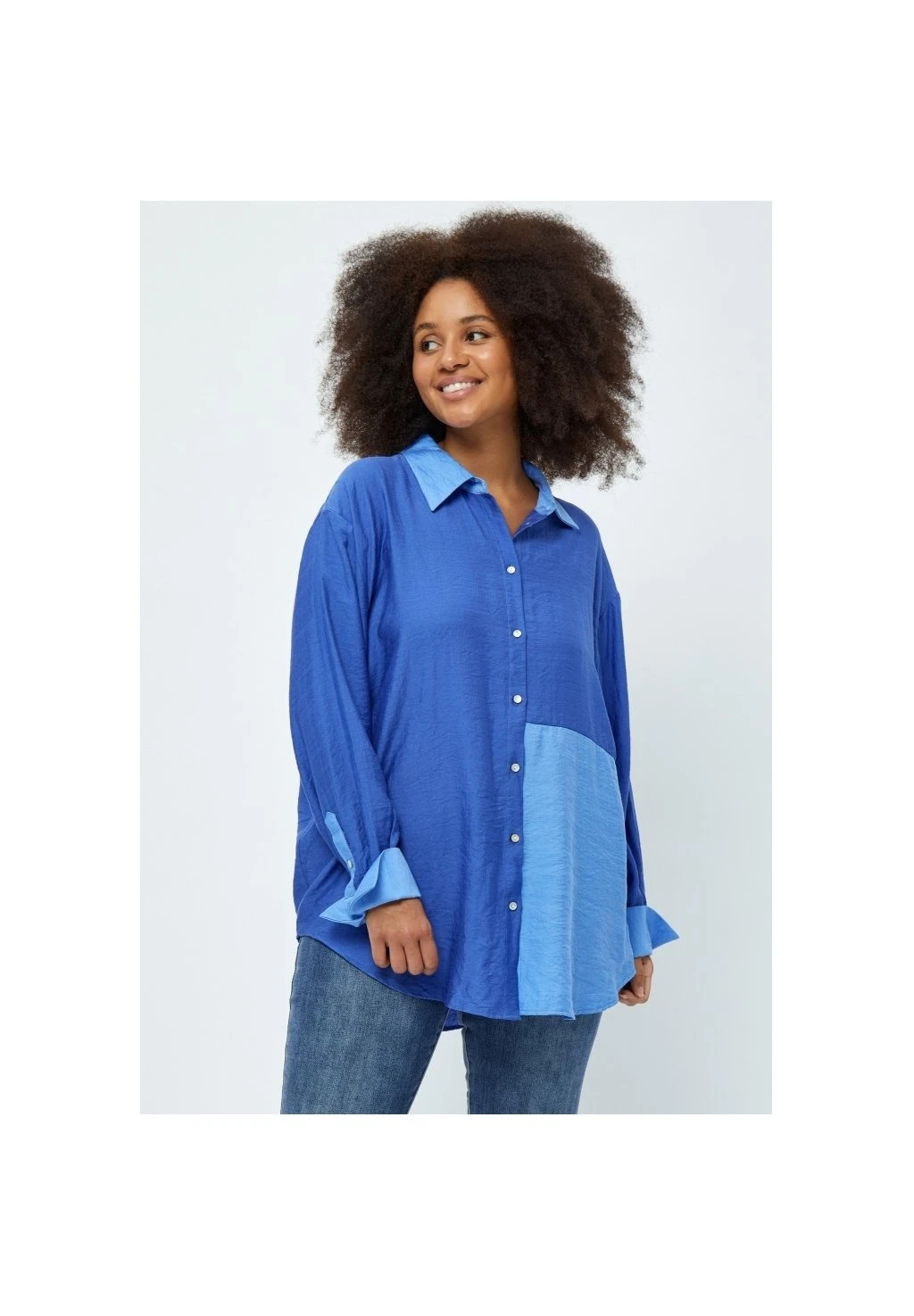 Peppercorn Lene Long Sleeve Curve. - Overhemdblouse - Gladious Blue 1 Peppercorn Lene Long Sleeve Curve. - Overhemdblouse - Gladious Blue
