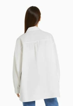 BERSHKA Long Sleeve Oversize - Overhemdblouse - Off White -dress shop c2543fc26c8e412f99b8ff48c12b1bdf