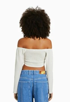 BERSHKA Long Sleeve Textured Off-The-Shoulder - Blouse - Beige -dress shop c80f71595609445792510728e0499f6f