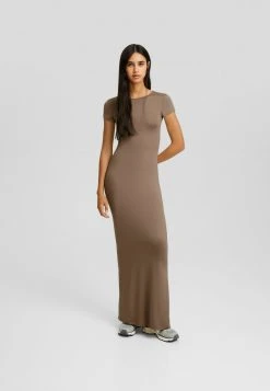 BERSHKA Long Short Sleeve- Maxi-Jurk - Camel